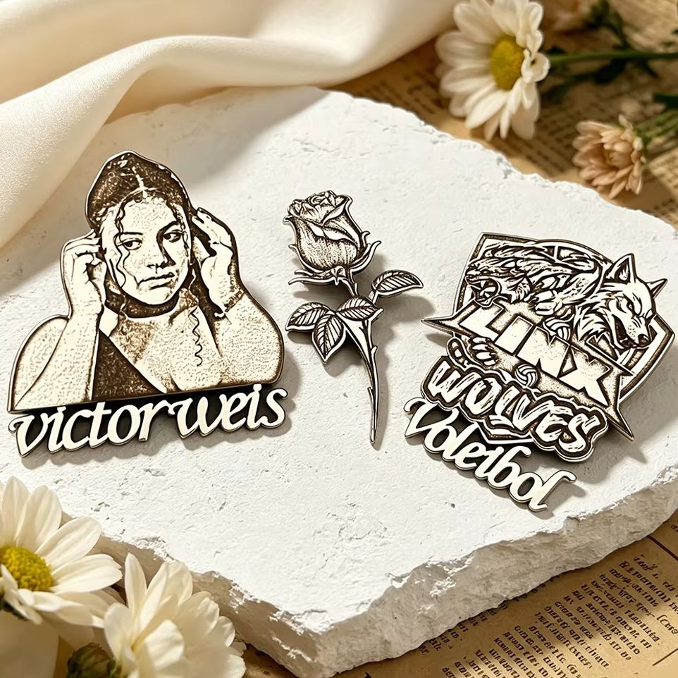 Men Accessories Photos - Aangepaste mannenportret roos foto broche metalen
