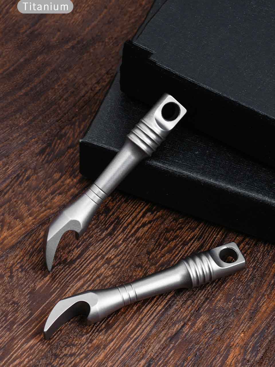 TC4 Titaniumlegering Koevoet M - Keychain Multi Tool recensie en prijs